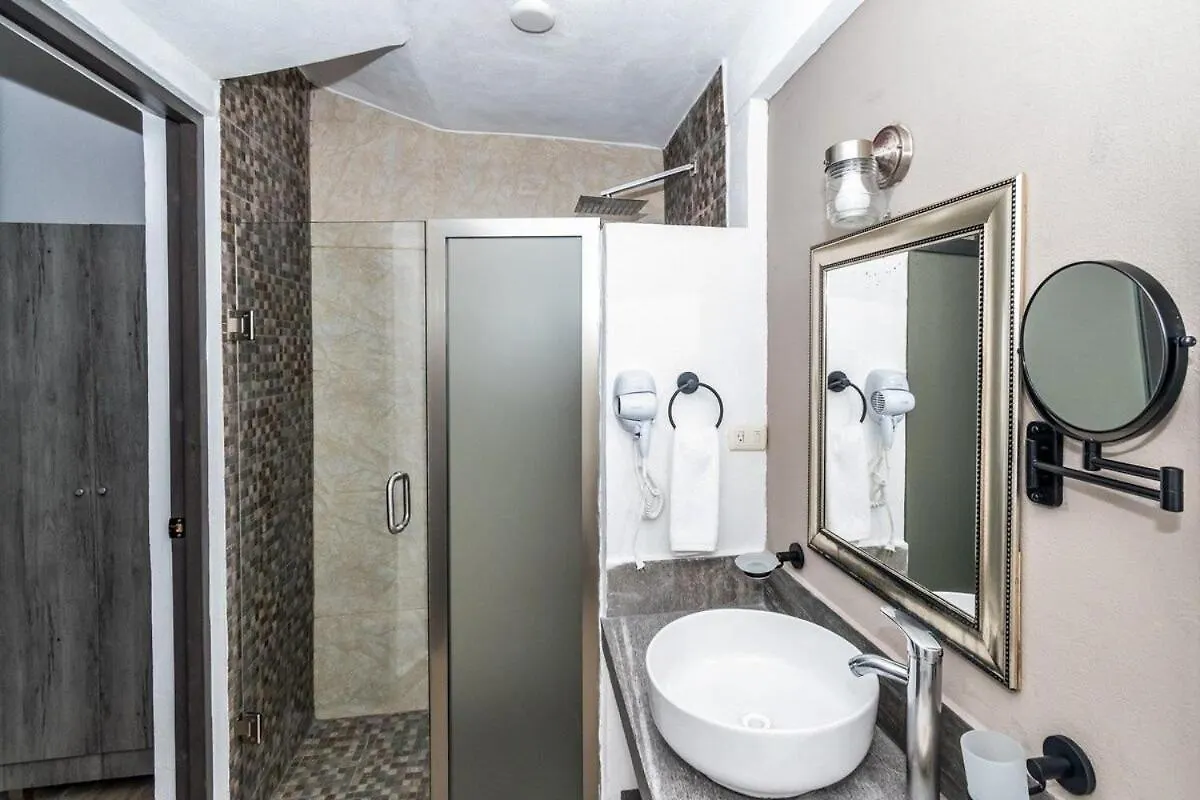 Holiday home Zona Hotelera 3 Bedroom Lagoon Playa Linda Cancun