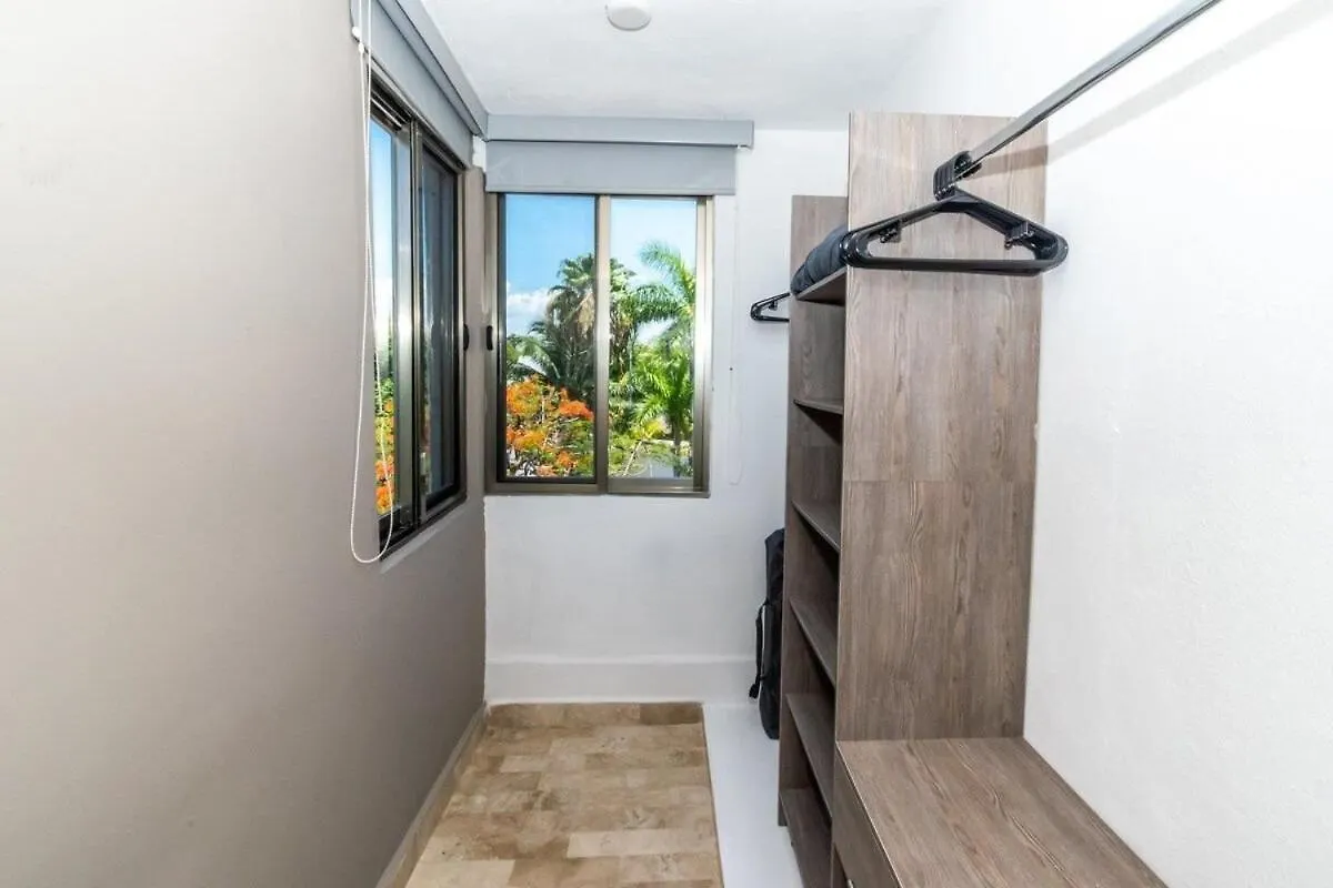 Zona Hotelera 3 Bedroom Lagoon Playa Linda Cancun Holiday home