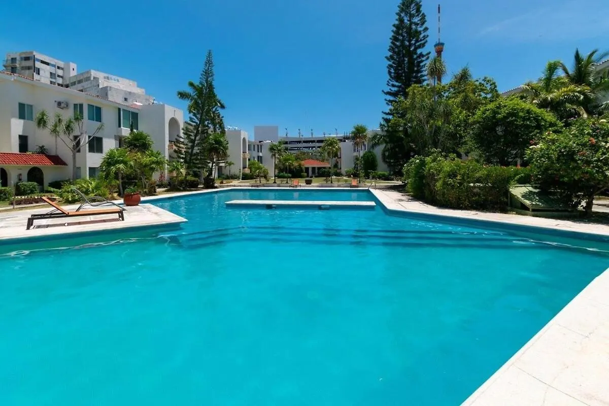 Zona Hotelera 3 Bedroom Lagoon Playa Linda Cancun 0*,