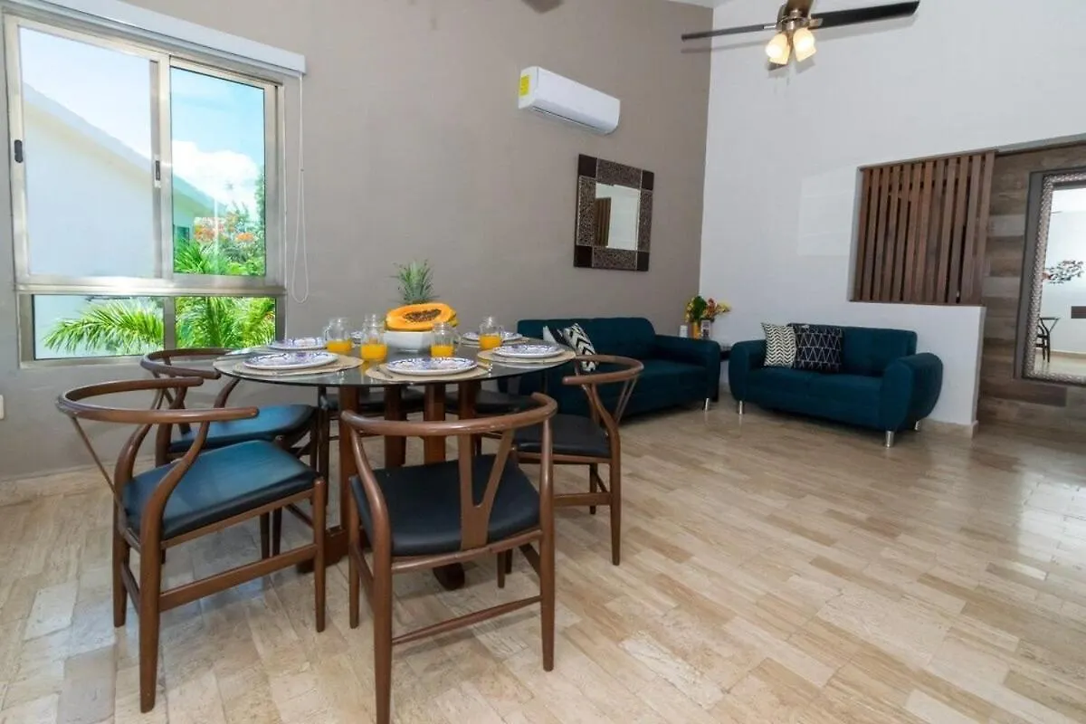 Zona Hotelera 3 Bedroom Lagoon Playa Linda Cancun Holiday home